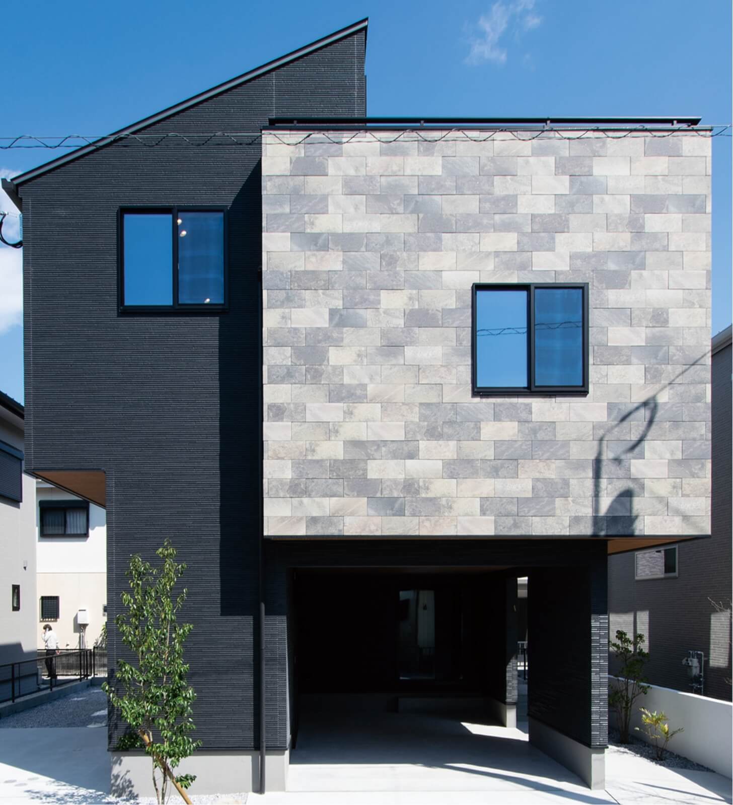 東洋ホーム外観1